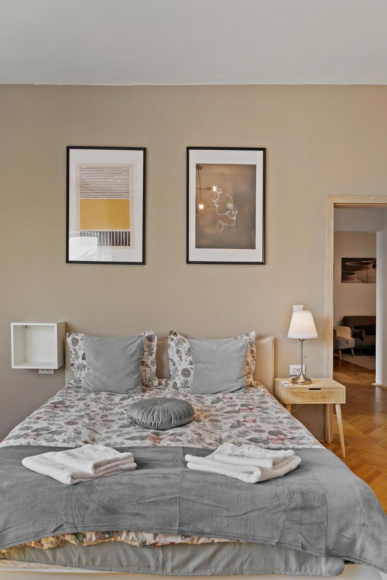 Ultracentral Dreamland Apartment 3 Bdrm Bükreş Dış mekan fotoğraf